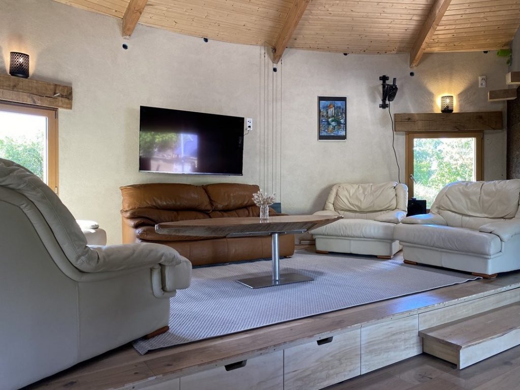 le séjour , gite de la roundhouse