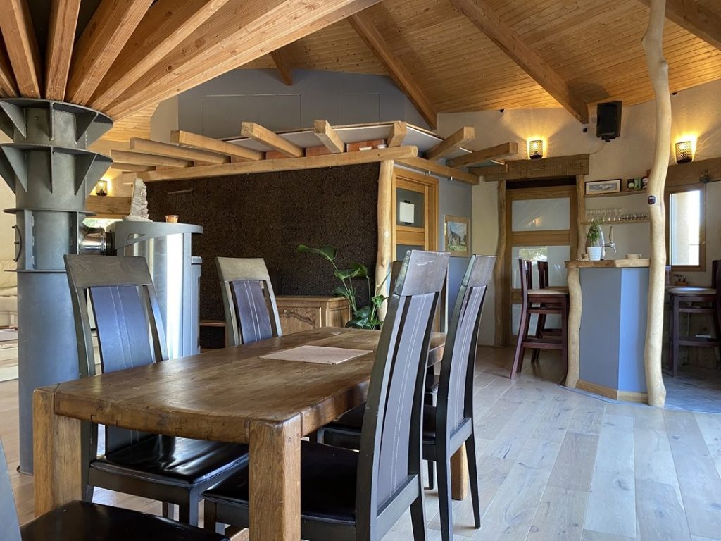 vue du salon, séjour de la roundhouse