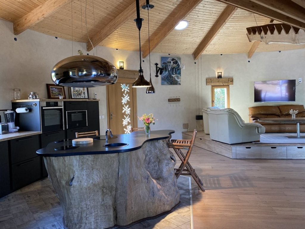 photo du salon: la rounhouse, bretagne